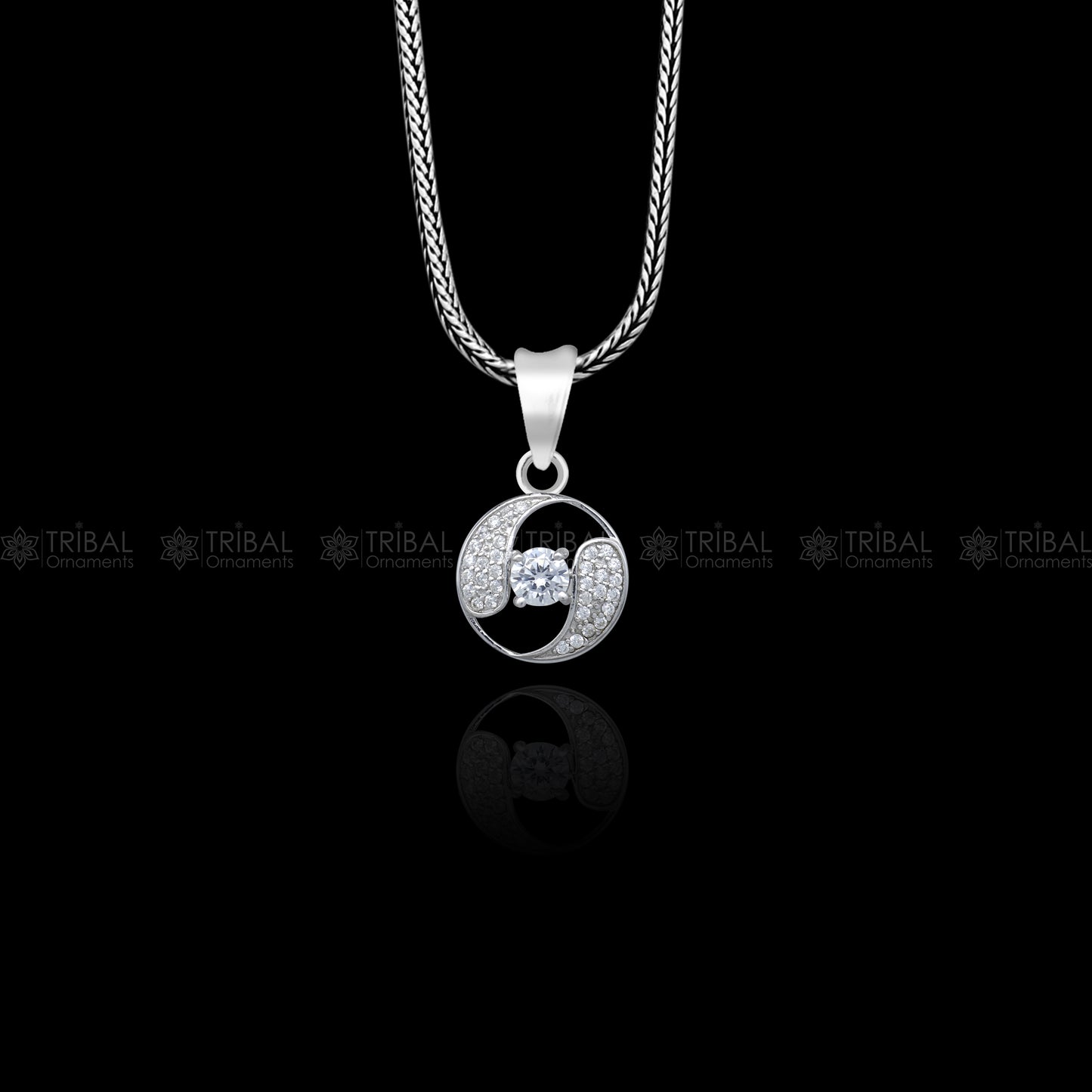 925 Sterling silver antique design diamond pendant nsp938 - TRIBAL ORNAMENTS