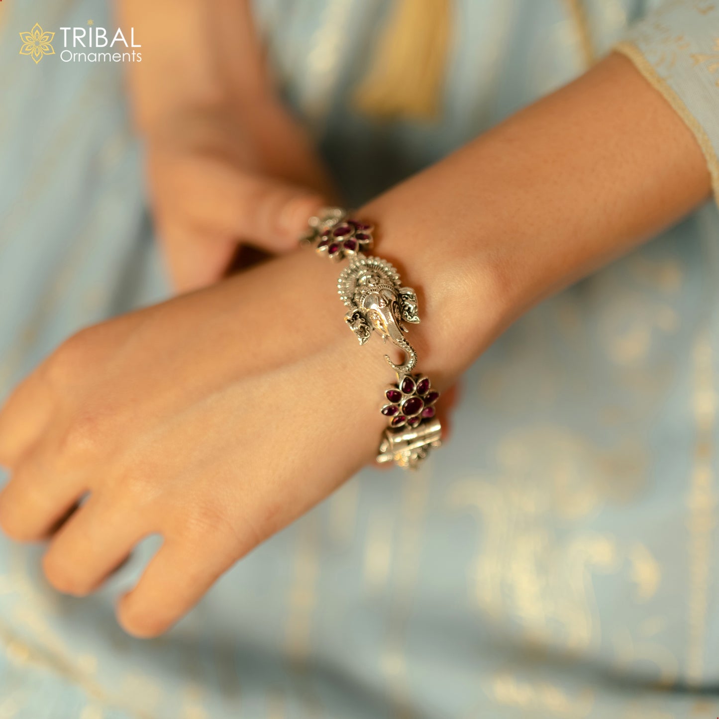 925 sterling silver idol Ganesha design bangle bracelet kada with amazing floral style red stone, best gifting ethnic jewelry ba120