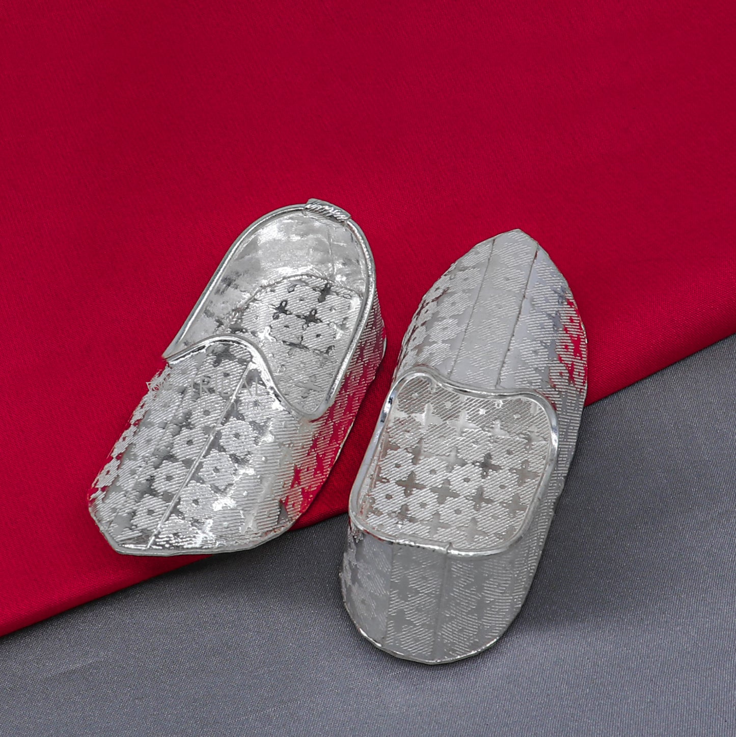 925 sterling silver handmade Charan paduka or slippers for idol krishna, laddu gopala, little krishna or Vshnu Narayana puja art su1319 - TRIBAL ORNAMENTS