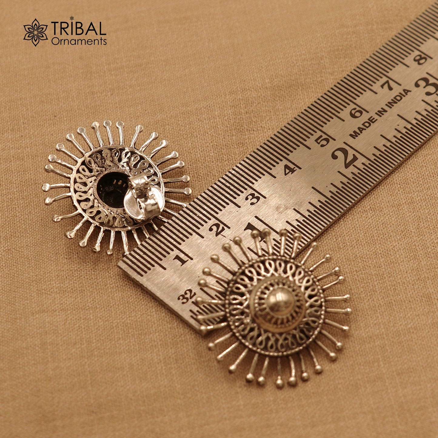 925 sterling silver ethnic carved flower style traditional stud earring ear751