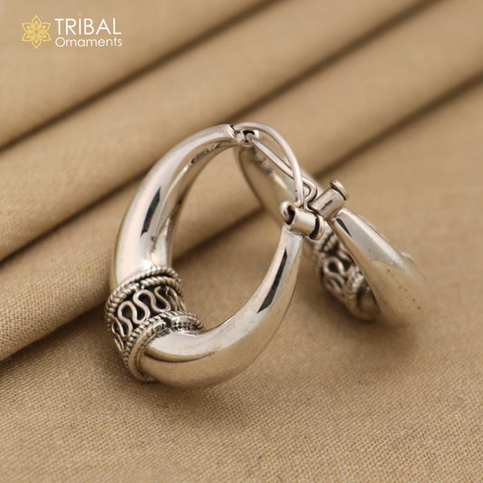 Vintage Design 925 sterling silver fabulous hoops earring, tribal kundal earring from Rajasthan India, best gifting unisex jewelry ear612
