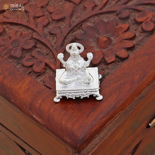 925 Silver Goddess Lakshmi ji figurine for Diwali puja, detailed silver statue showcasing divine goddess in traditional pose.