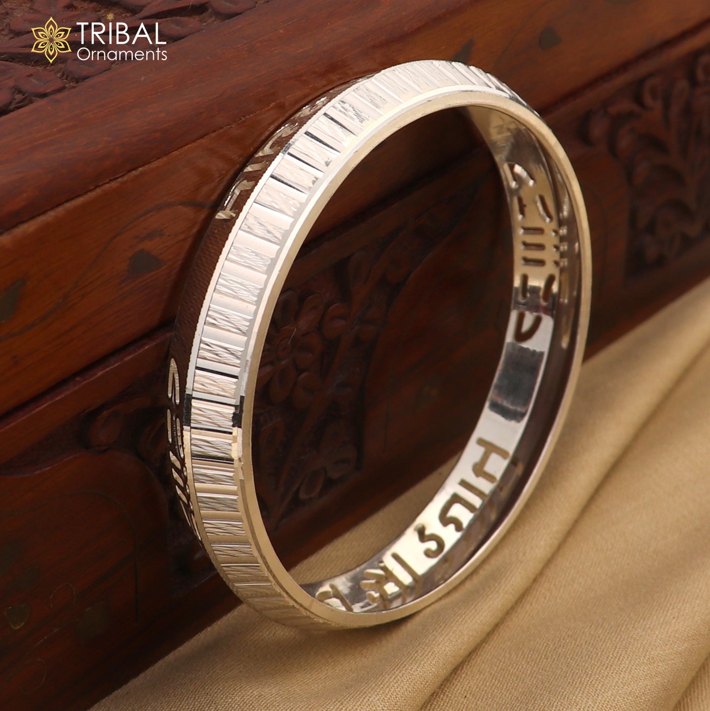 999 pure silver stylish jai shree shayam ( krishna mantra ) shiny bangle kada nsk927