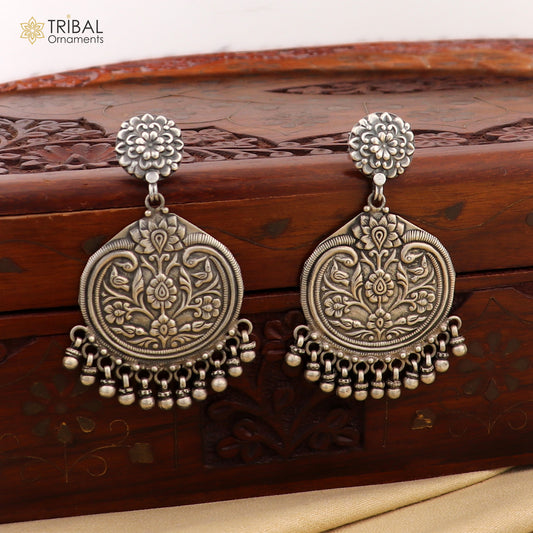 Cultural silver earrings, fashionable and versatile floral silver dangles an intricate ethnic pattern made by 925 sterling silver s1109