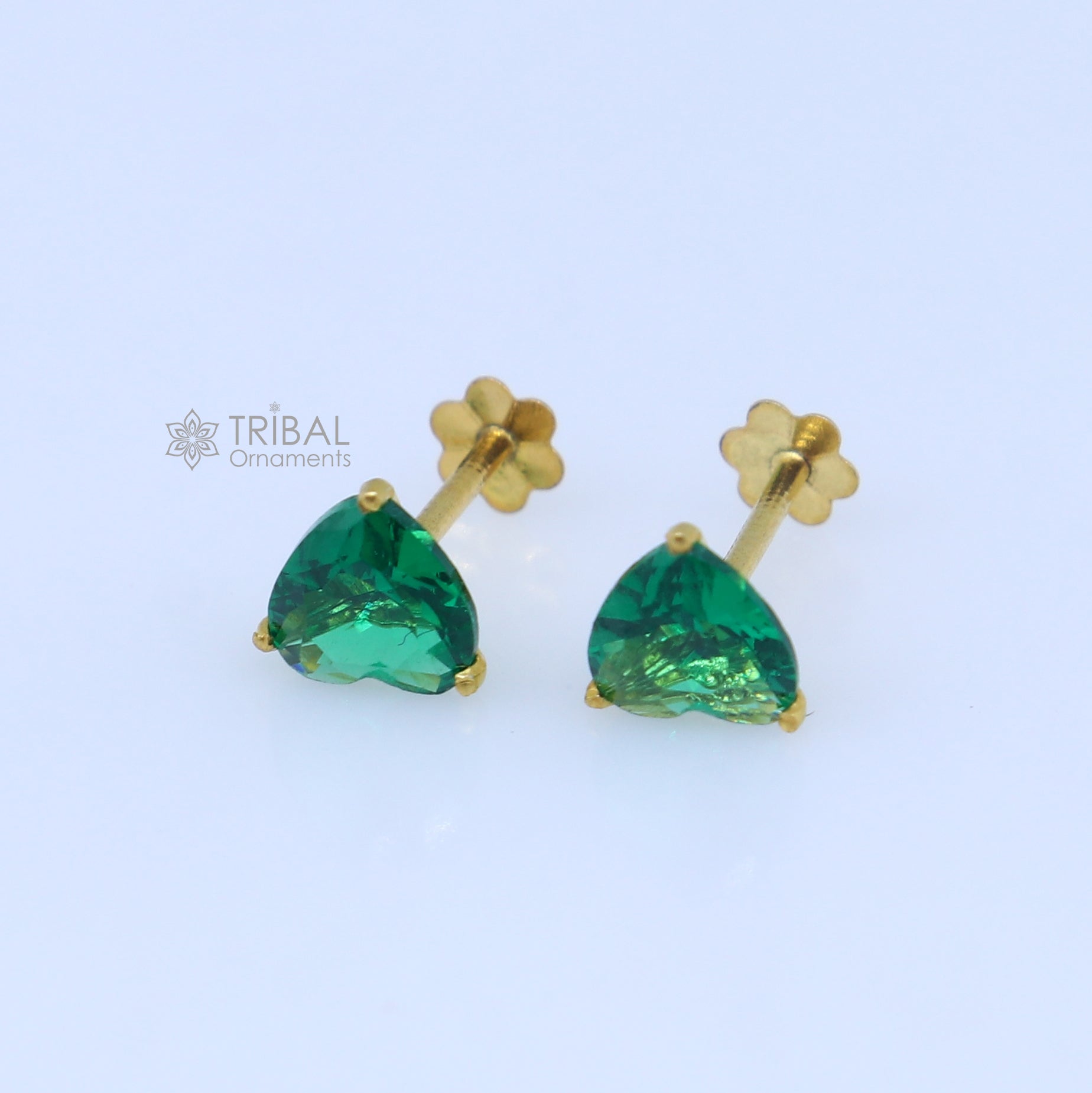 14Kt yellow gold green diamond stud earring for unisex er189 - TRIBAL ORNAMENTS