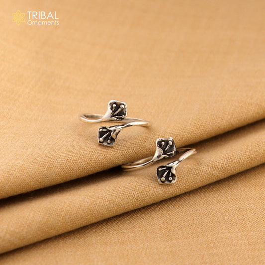 925 sterling silver uniquely handcrafted vintage style oxidized toe rings. best brides wedding jewelry tribal jewelry ytr13