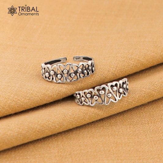 925 sterling silver uniquely handcrafted flower style oxidized toe rings. best brides wedding jewelry tribal jewelry ytr17