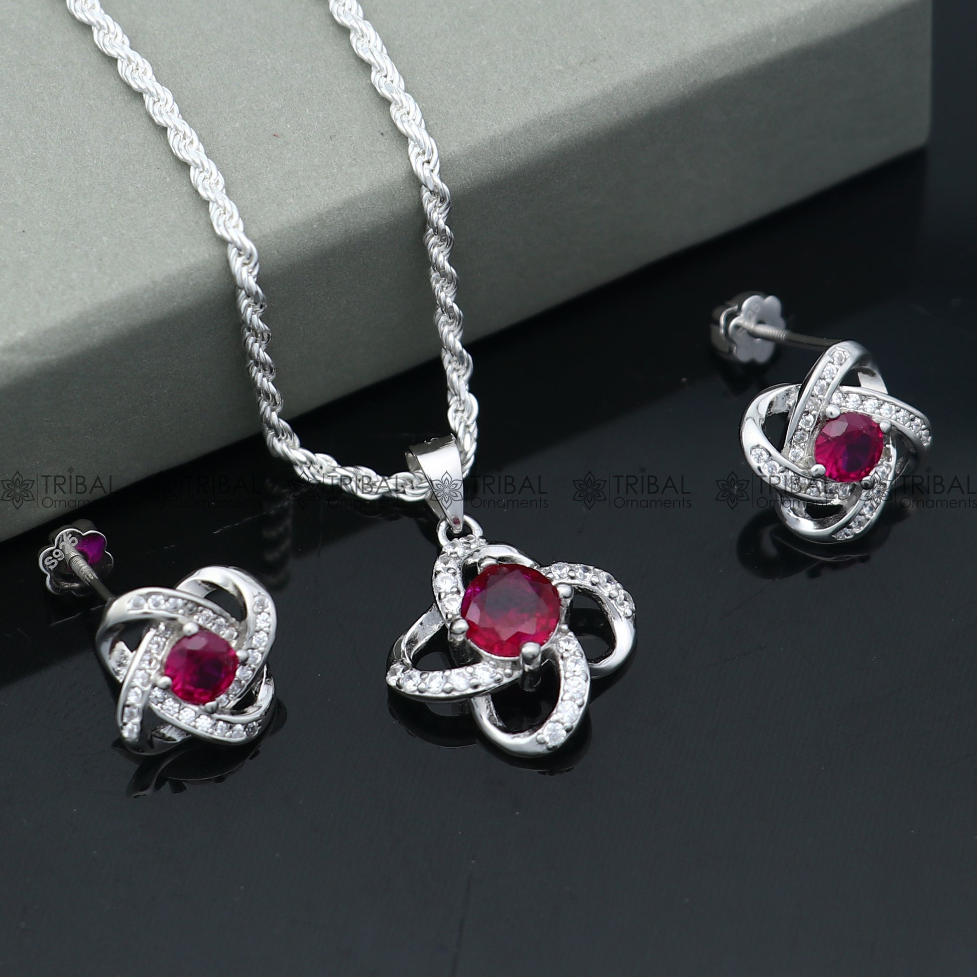 925 Sterling silver flower with Red diamond (rubby )  pendant set nsp963 - TRIBAL ORNAMENTS
