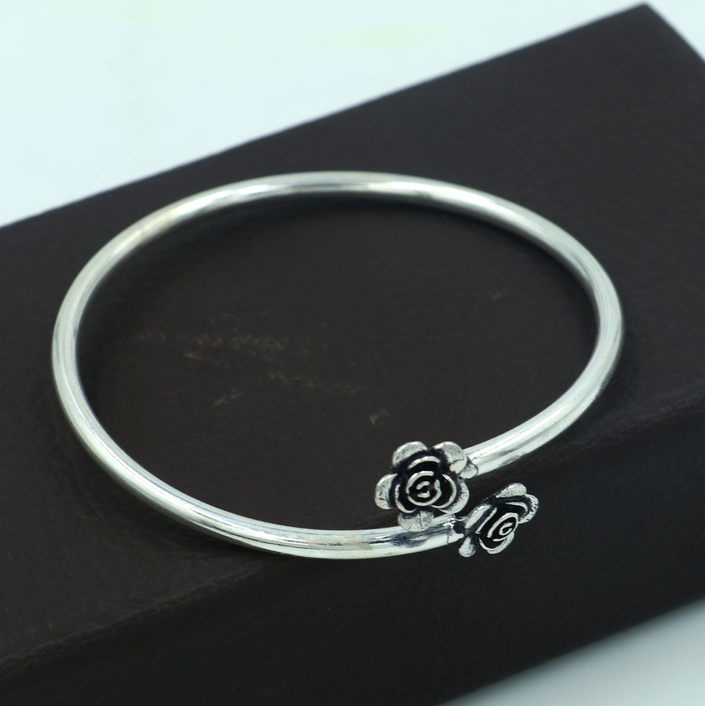 925 sterling silver handmade flower design stylish kada bangle bracelet tribal jewelry nsk885 - TRIBAL ORNAMENTS