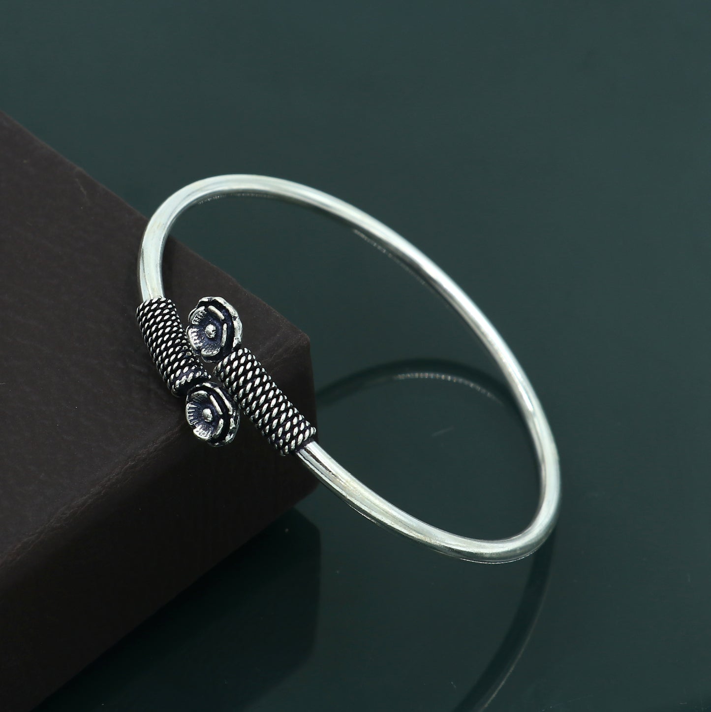 925 sterling silver handmade flower design stylish kada bangle bracelet tribal jewelry nsk872925 sterling silver handmade flower design stylish kada bangle bracelet tribal jewelry nsk872 - TRIBAL ORNAMENTS