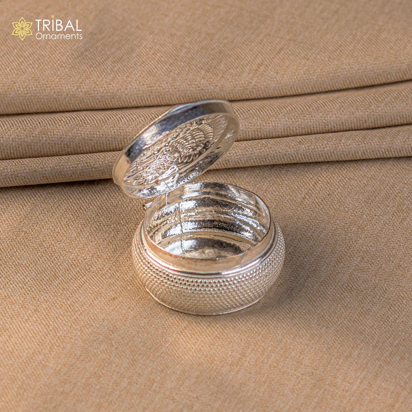 Eagle design 925 sterling silver handmade trinket box, eye kajal box, container box, kumkum box, sindur box, best brides gift stb813