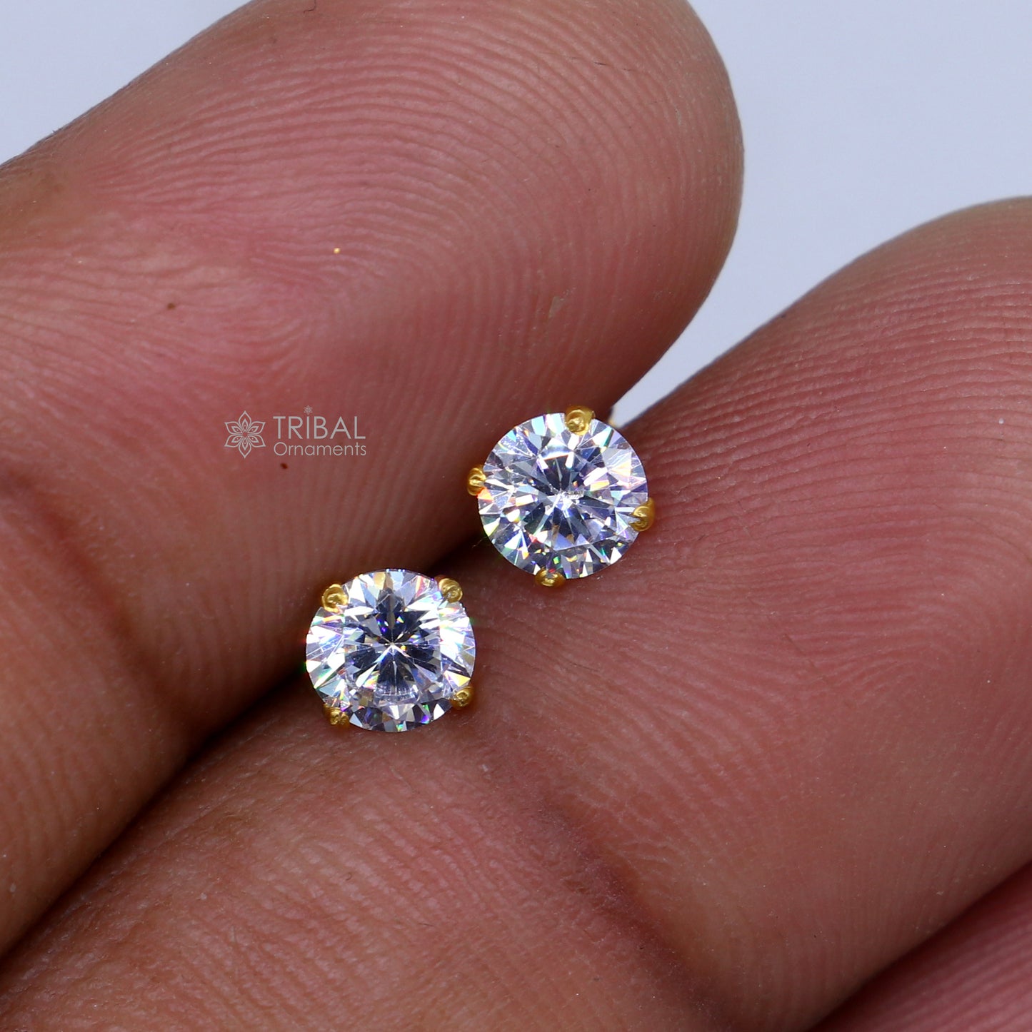 14Kt yellow gold white diamond stud earring for unisex er198 - TRIBAL ORNAMENTS