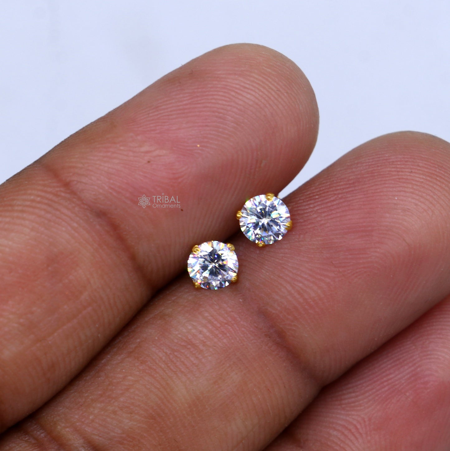 14Kt yellow gold white diamond stud earring for unisex er198 - TRIBAL ORNAMENTS