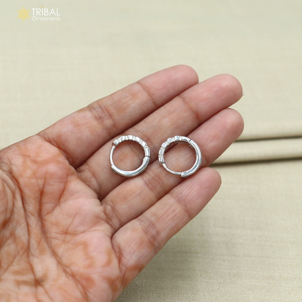 925 sterling silver zircon stone hoop earring er437