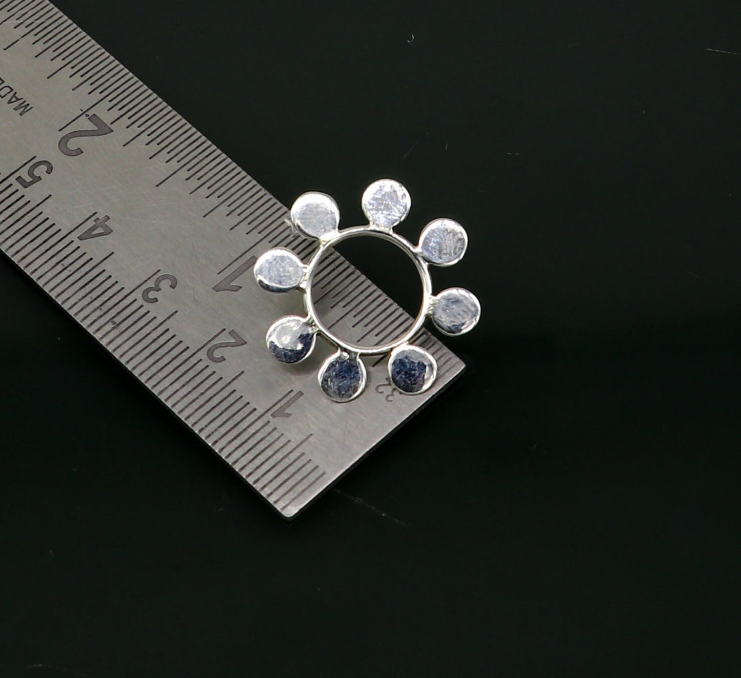 Amazing customized pure e925 sterling silver flower stud earring, excellent fancy elegant dainty light weight earrings best gifting ear658 - TRIBAL ORNAMENTS