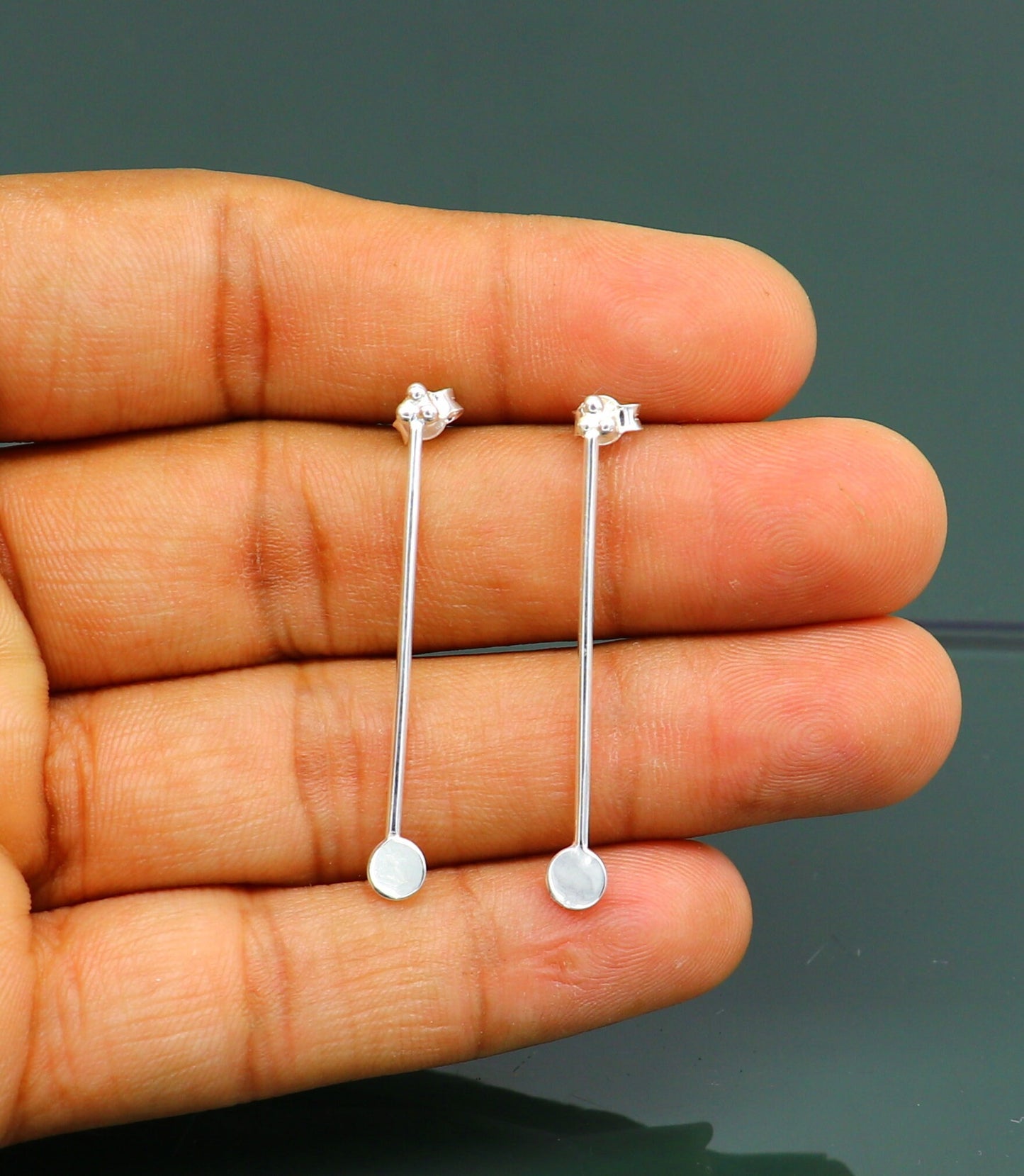 4 cm long pure 925 sterling silver stud earring, fabulous daily use stud new fancy jewelry India, best gifting light weight stud ear702 - TRIBAL ORNAMENTS