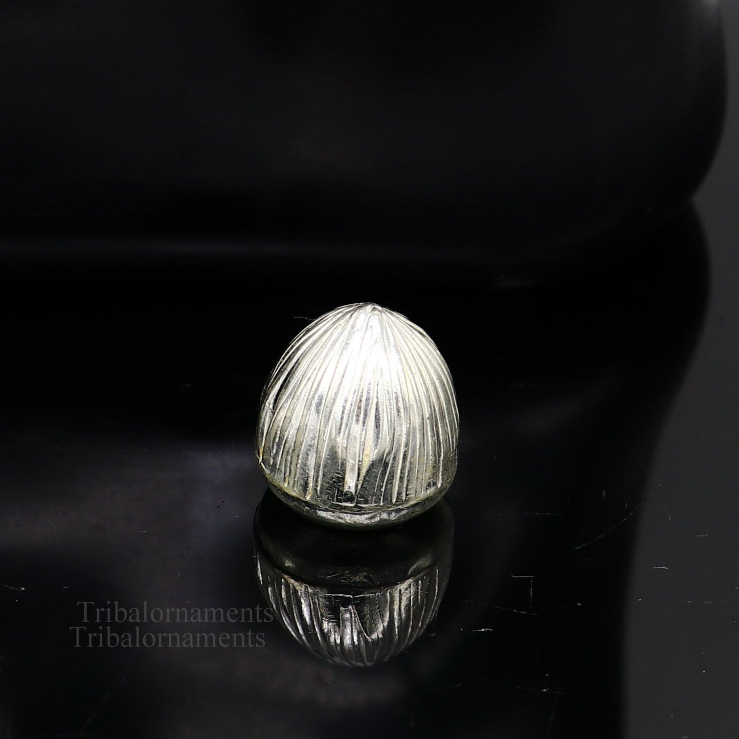 Sterling silver handmade betal palm tree seed , silver Supari, puja article, silver betel worshipping art utensils su364 - TRIBAL ORNAMENTS