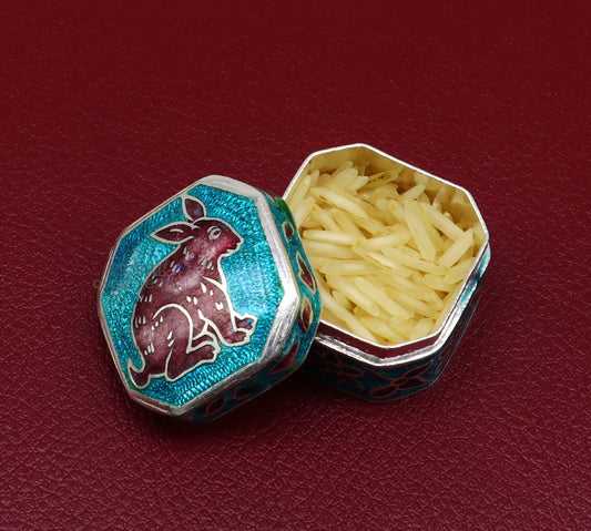 925 Sterling silver trinket box, silver jewelry box, small brides gifting box,eyes kajal box, silver container, floral design box stb153 - TRIBAL ORNAMENTS