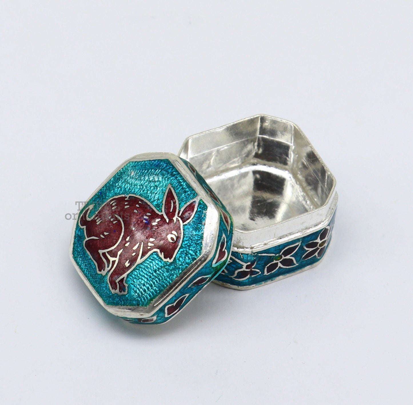 925 Sterling silver trinket box, silver jewelry box, small brides gifting box,eyes kajal box, silver container, floral design box stb153 - TRIBAL ORNAMENTS