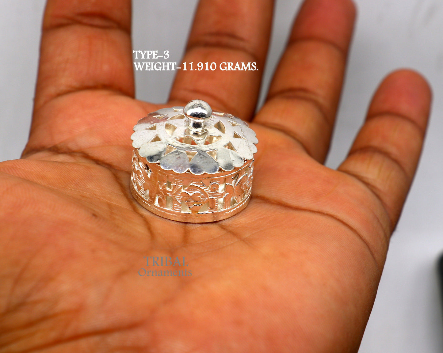 Exclusive small kapoor holding box or perfune attar holding box 925 sterling silver trinket box, container box, small jewelry box, SU1025 - TRIBAL ORNAMENTS
