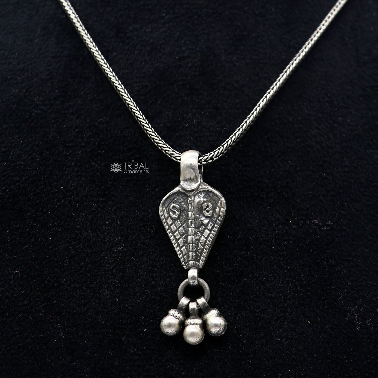 925 sterling silver unique india vintage design cultural pendant, amazing pendant jewelry tribal jewellery nsp840 - TRIBAL ORNAMENTS