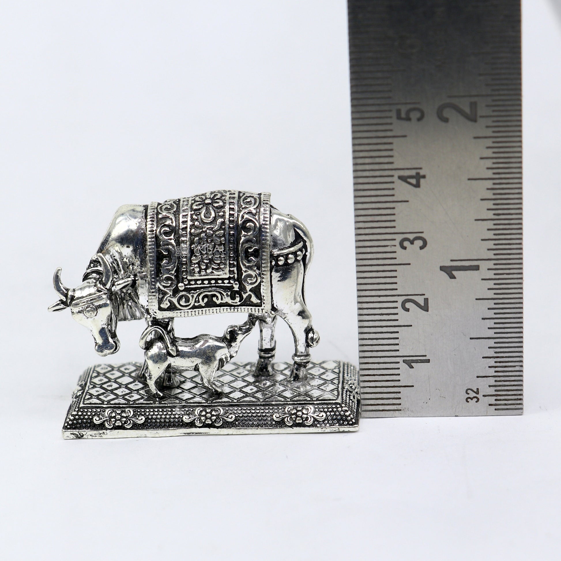 925 sterling silver Kamdhenu cow, deity's cow, wishing cow, silver worshipping article for wealth and prosperity art782 - TRIBAL ORNAMENTS