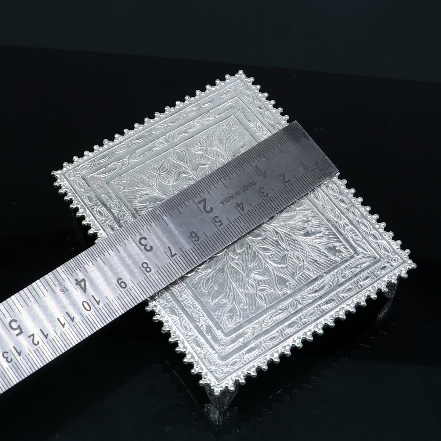 3.5"x4" Vintage design Sterling silver handmade customize small rectangle shape table/bazot/chouki, excellent home puja utensils su1302 - TRIBAL ORNAMENTS