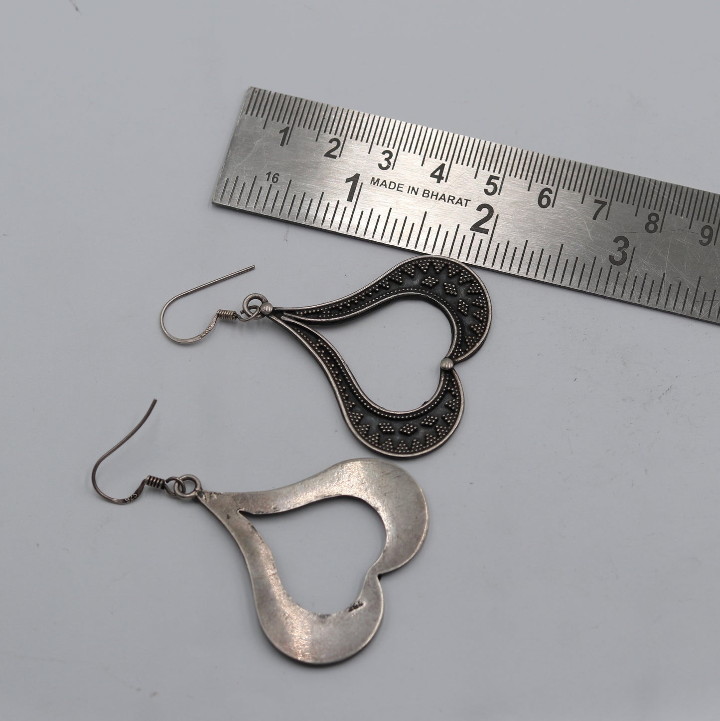 925 sterling silver heart shape and ethnic tribal design long drop dangle earring s1345 - TRIBAL ORNAMENTS