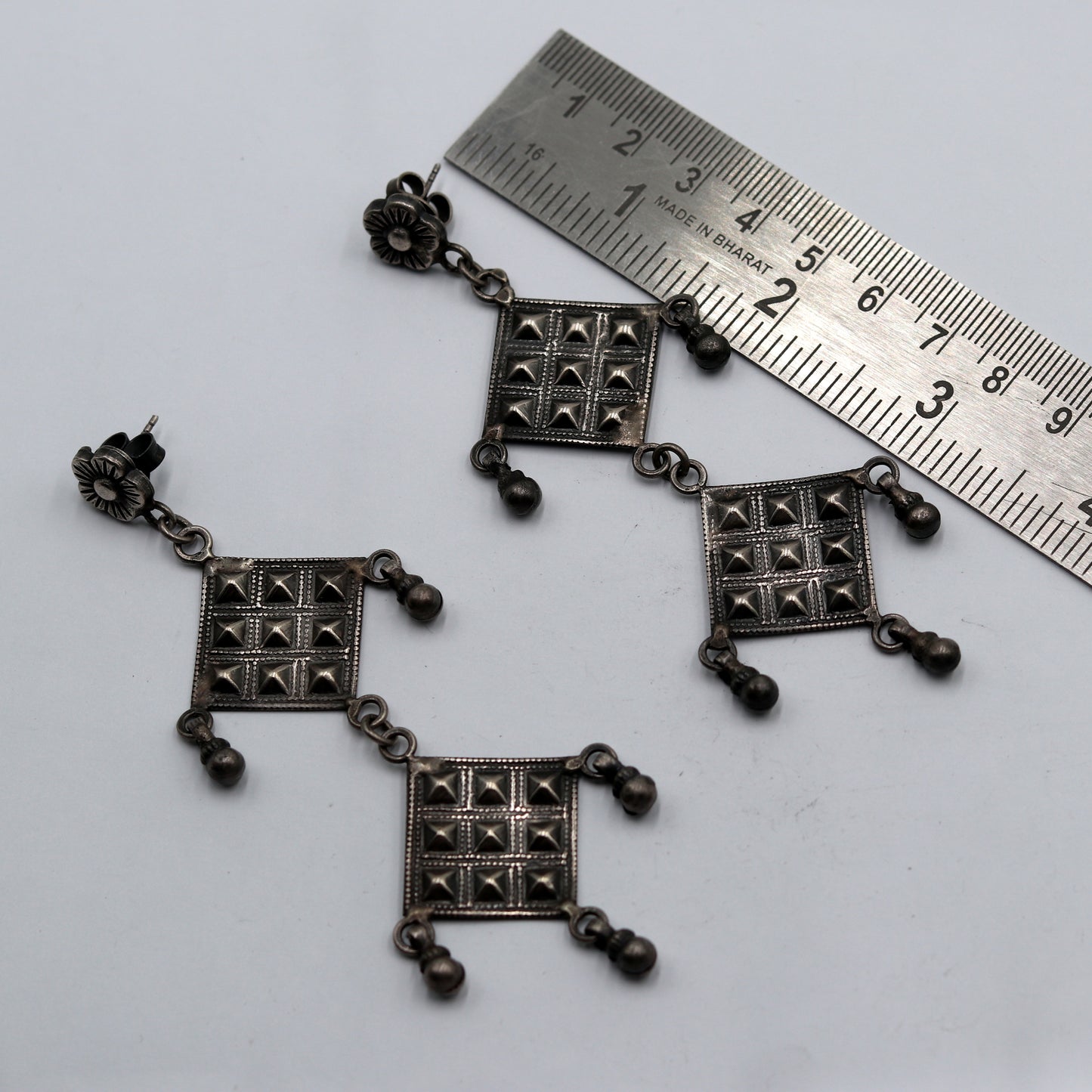 925 sterling silver ethnic floral carved geometric design drop dangle earring banjara jewellery s1347 - TRIBAL ORNAMENTS