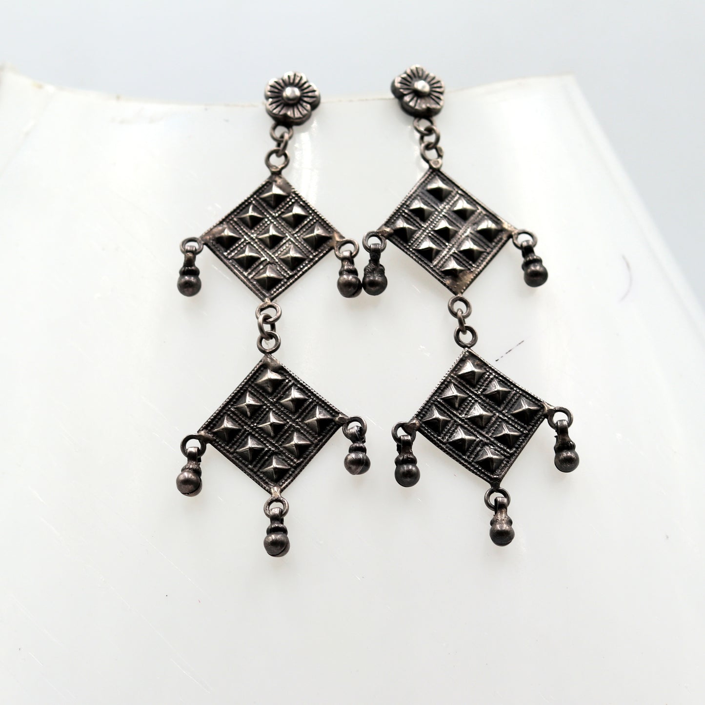 925 sterling silver ethnic floral carved geometric design drop dangle earring banjara jewellery s1347 - TRIBAL ORNAMENTS