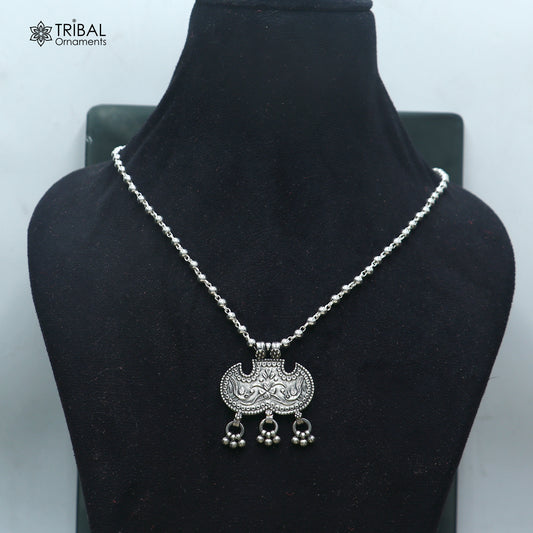 Vintage 925 sterling silver beaded peacock necklace and tribal choker jewelry set with traditional style details.