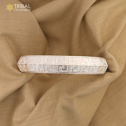 Vintage style 999 pure solid silver tribal bangle bracelet for men, featuring intricate tribal design, ideal for gifting.