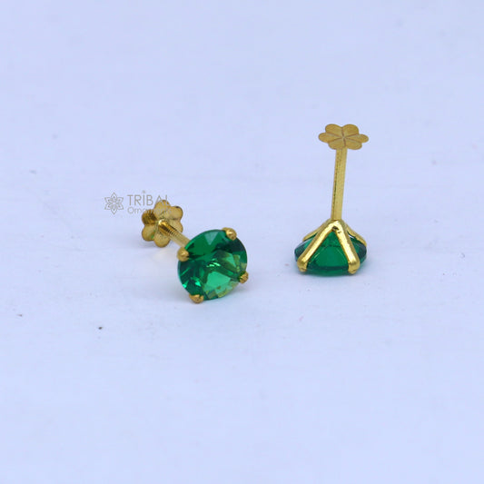 14Kt yellow gold green diamond stud earring for unisex er191 - TRIBAL ORNAMENTS