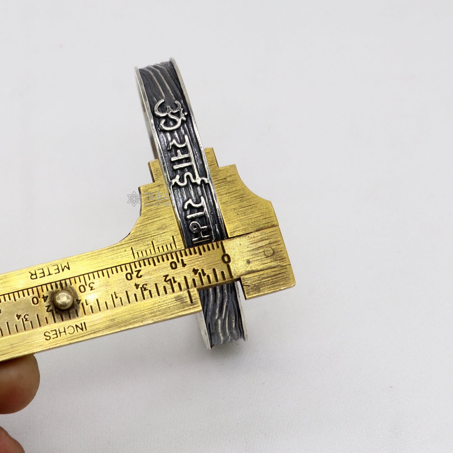 925 sterling handcrafted silver 'OM / AUM SAI RAM' mantra adjustable cuff kada unisex divine fashionable jewelry india CUFF236 - TRIBAL ORNAMENTS