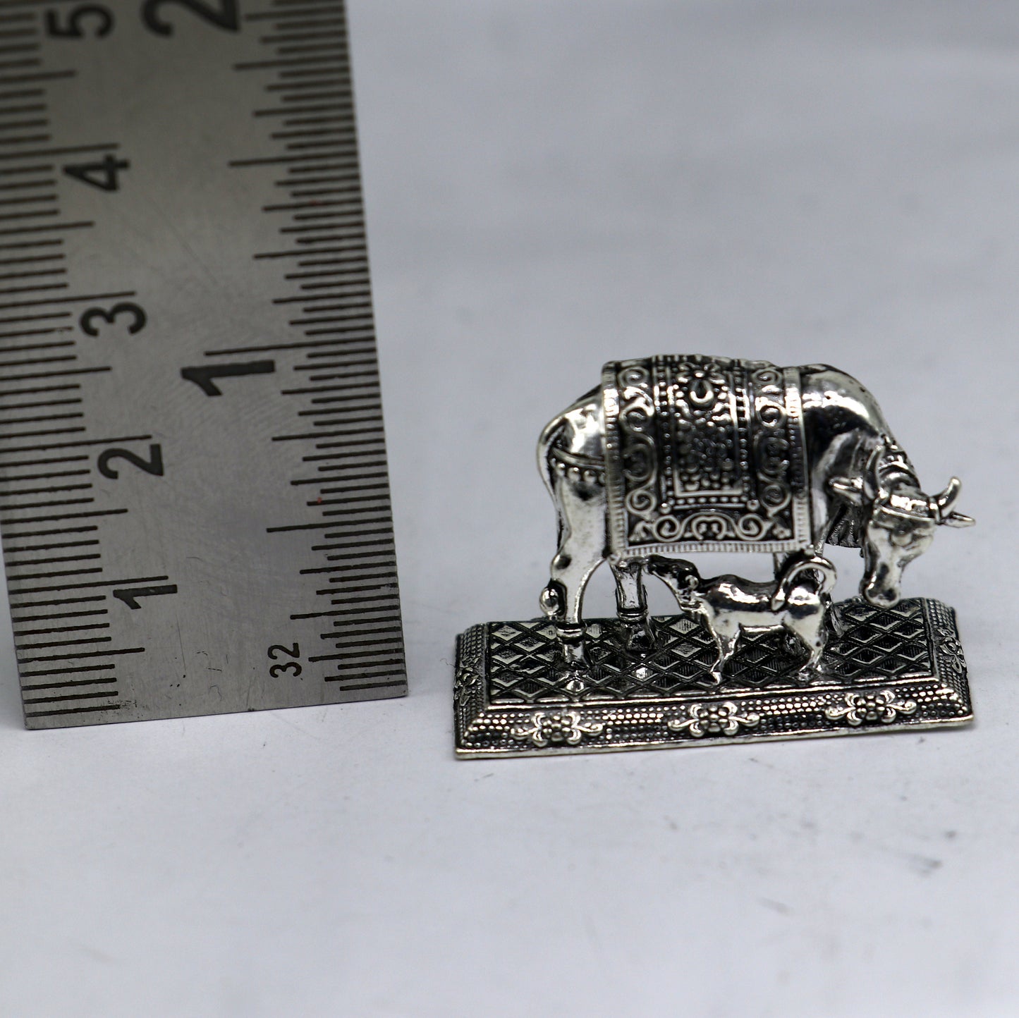 925 sterling silver Kamdhenu cow, deity's cow, wishing cow, silver worshipping article for wealth and prosperity art786 - TRIBAL ORNAMENTS