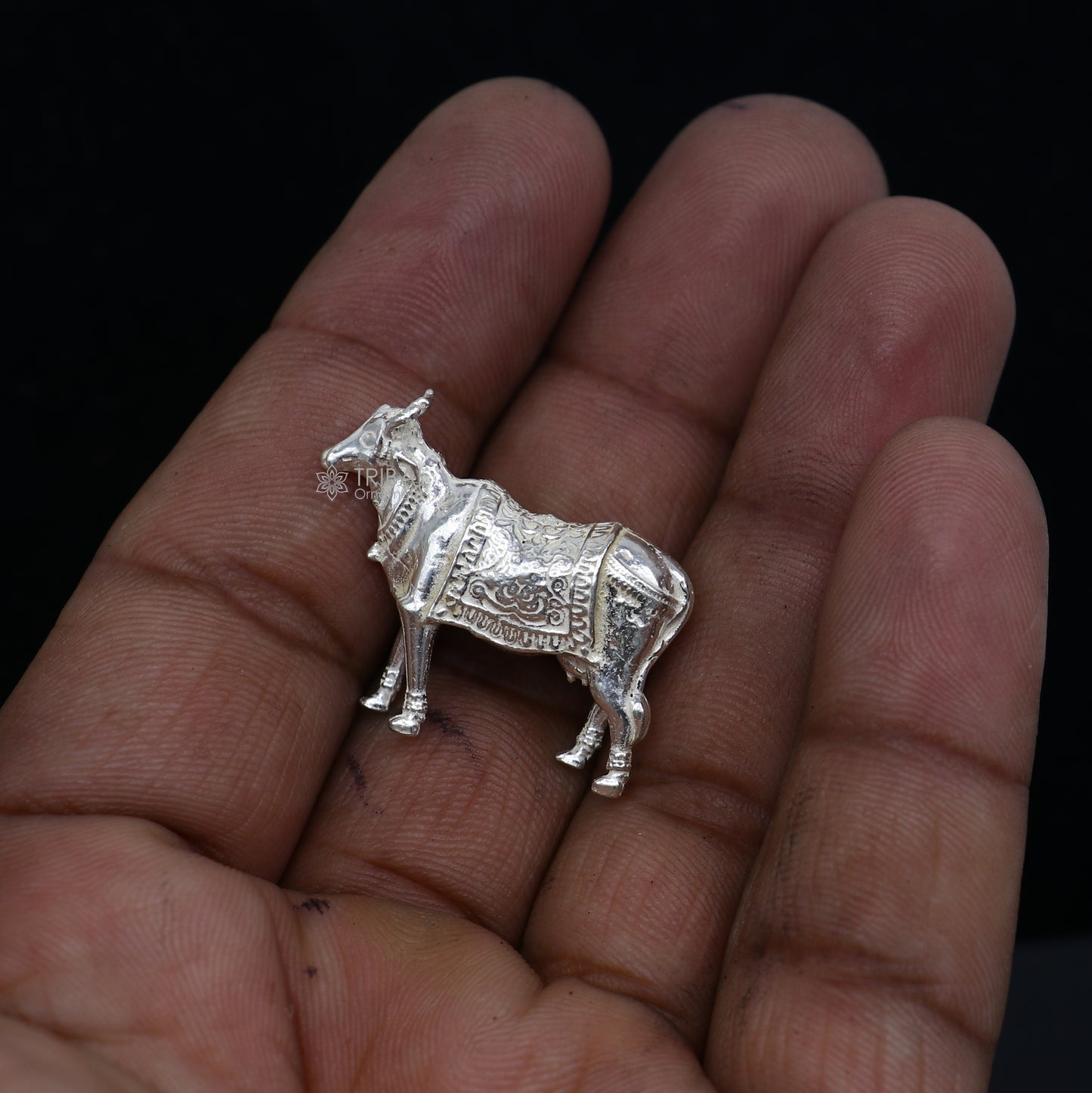 925 sterling silver solid cow for puja su1314 - TRIBAL ORNAMENTS