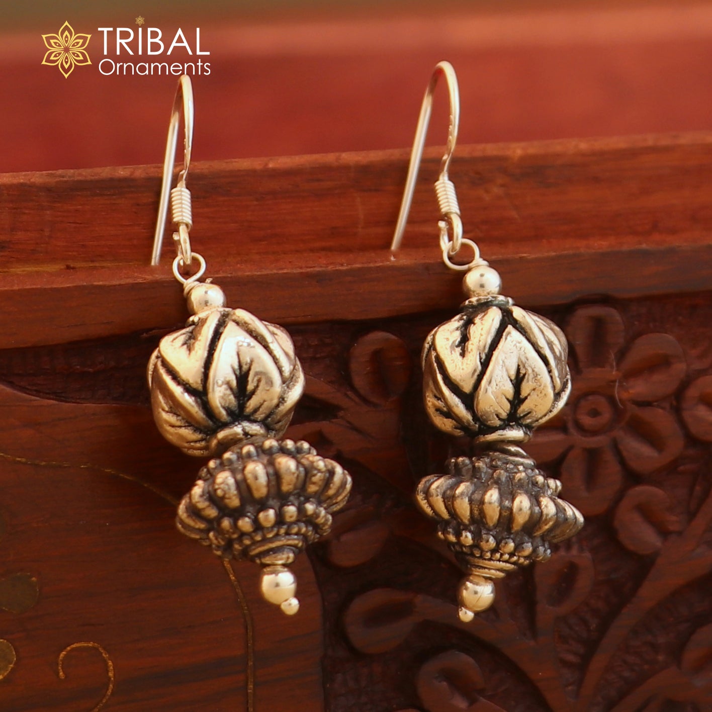 925 sterling silver vintage leaf design hoops earrings, tribal ethnic jewelry er237 - TRIBAL ORNAMENTS