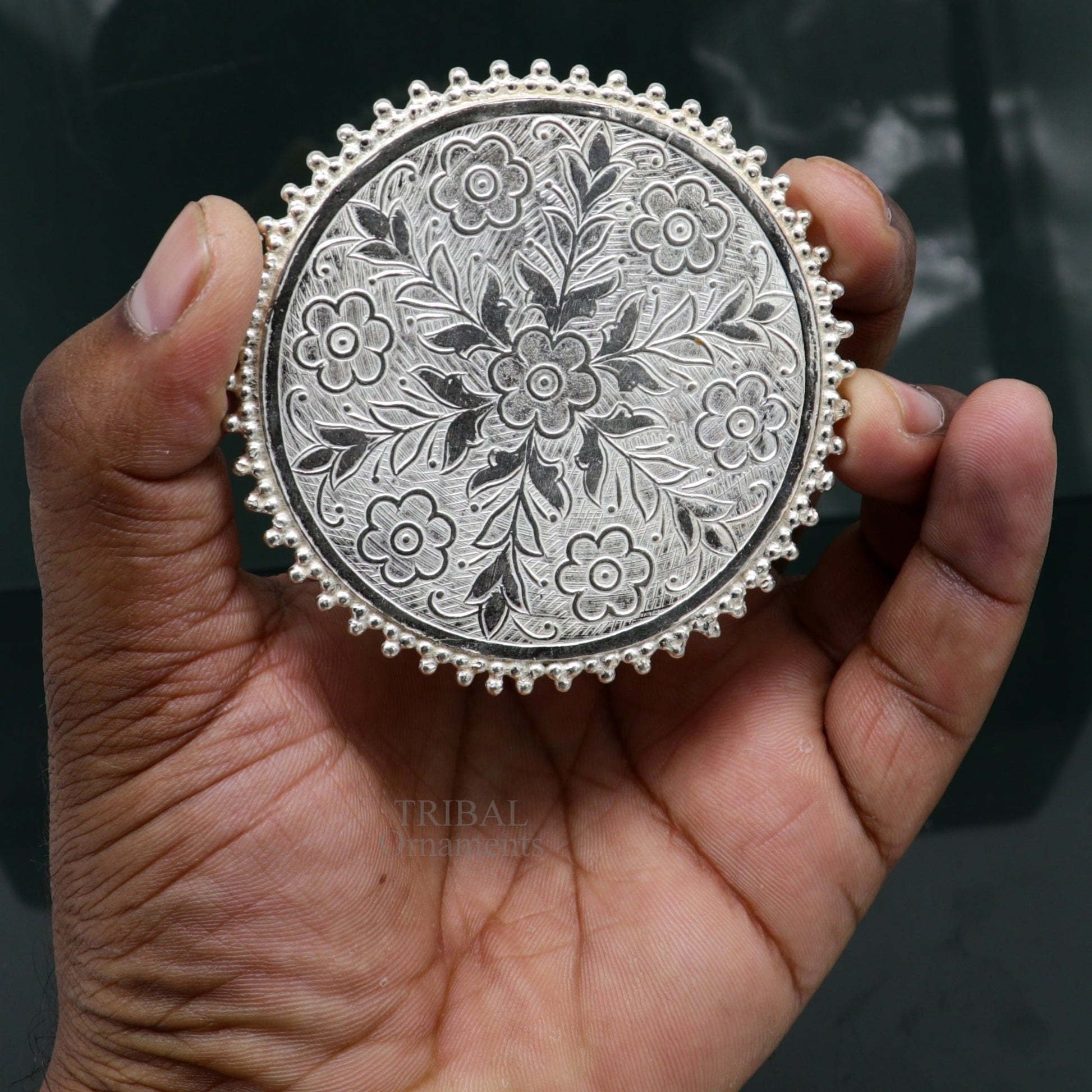 Vintage design Sterling silver handmade customize small oval shape table/bazot/chouki, excellent home puja utensils temple art su427 - TRIBAL ORNAMENTS