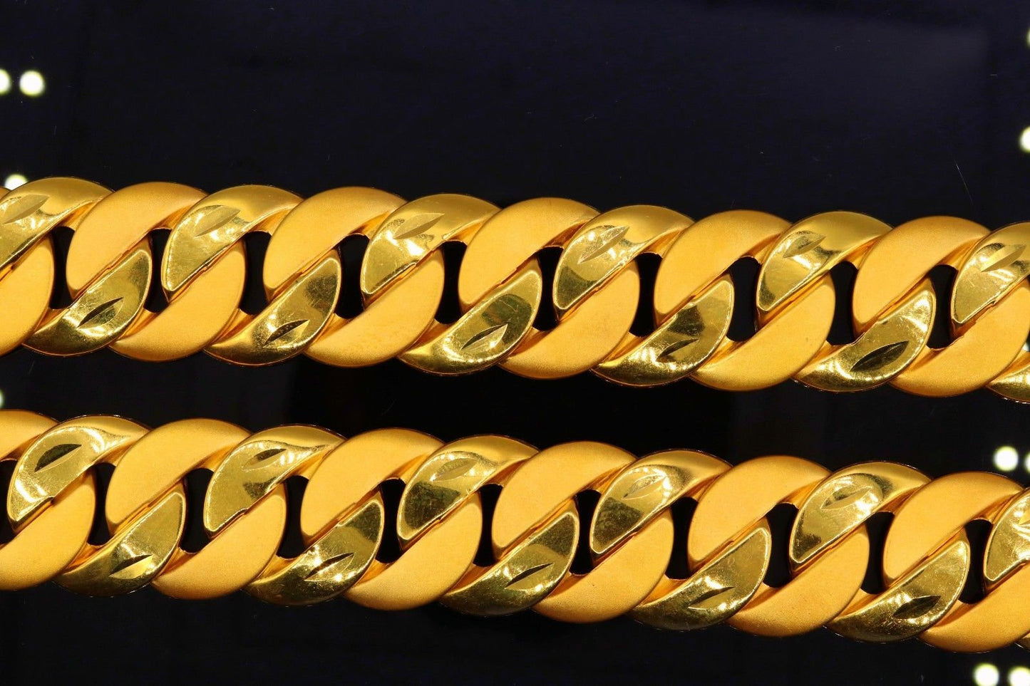Sale 22 karat yellow gold handmade chain heavy curb Cuban hollow unisex - TRIBAL ORNAMENTS