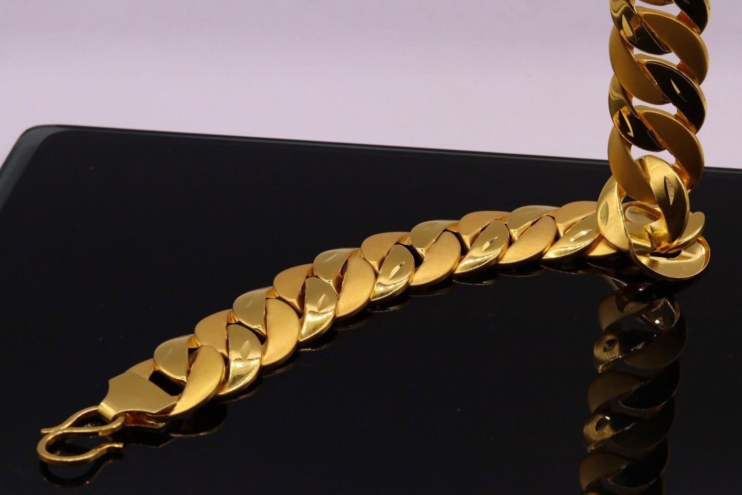 Sale 22 karat yellow gold handmade chain heavy curb Cuban hollow unisex - TRIBAL ORNAMENTS