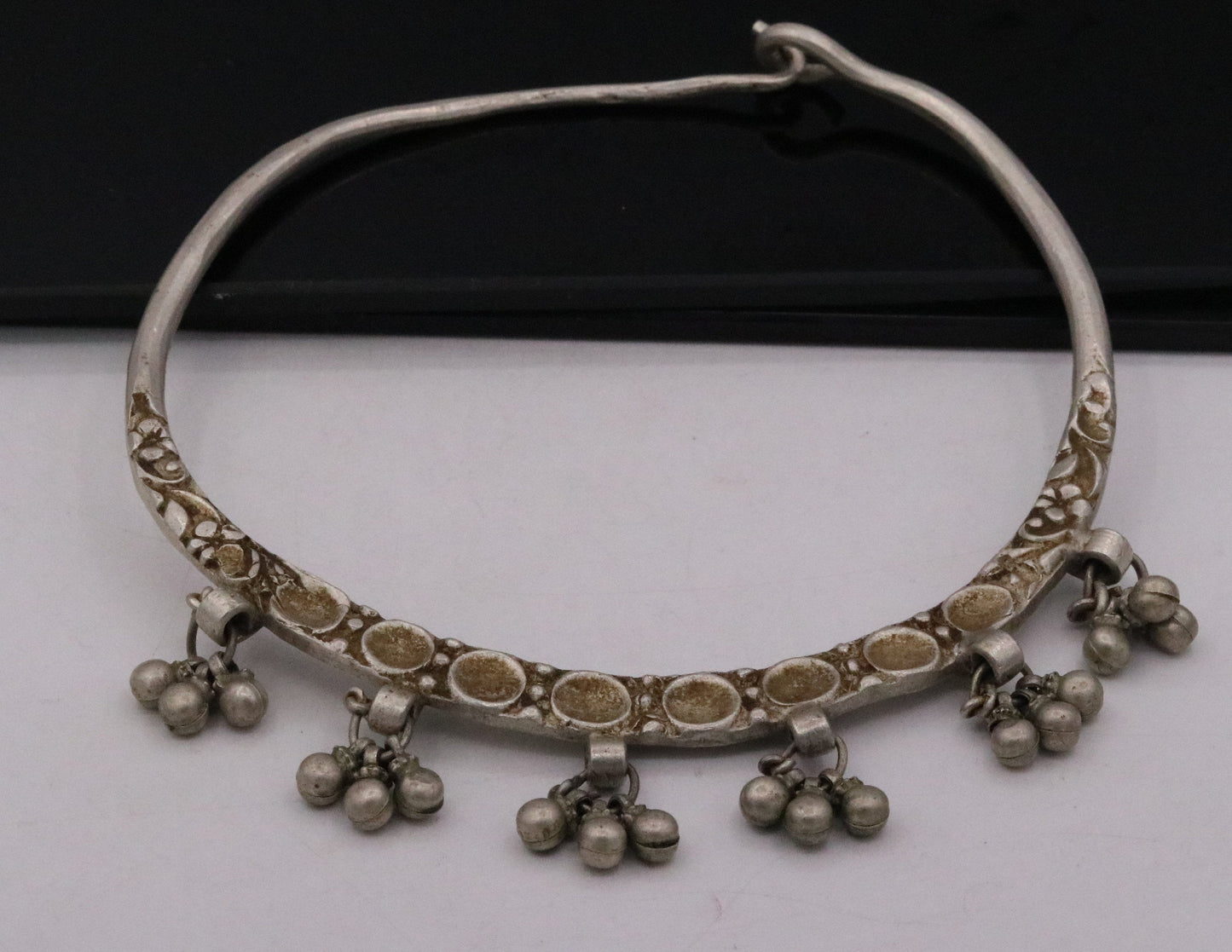 Vintage antique solid silver old baby necklace silver choker necklace ethnic tribal jewelry from Rajasthan india osn10 - TRIBAL ORNAMENTS