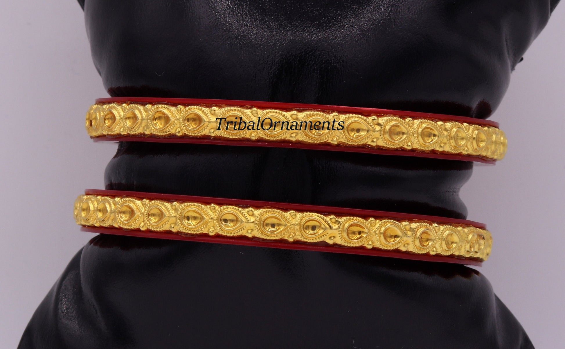 Vintage 22k yellow gold handmade traditional tussi pattern design antique tribal women's bangle kangan bracelet form rajasthan india - TRIBAL ORNAMENTS