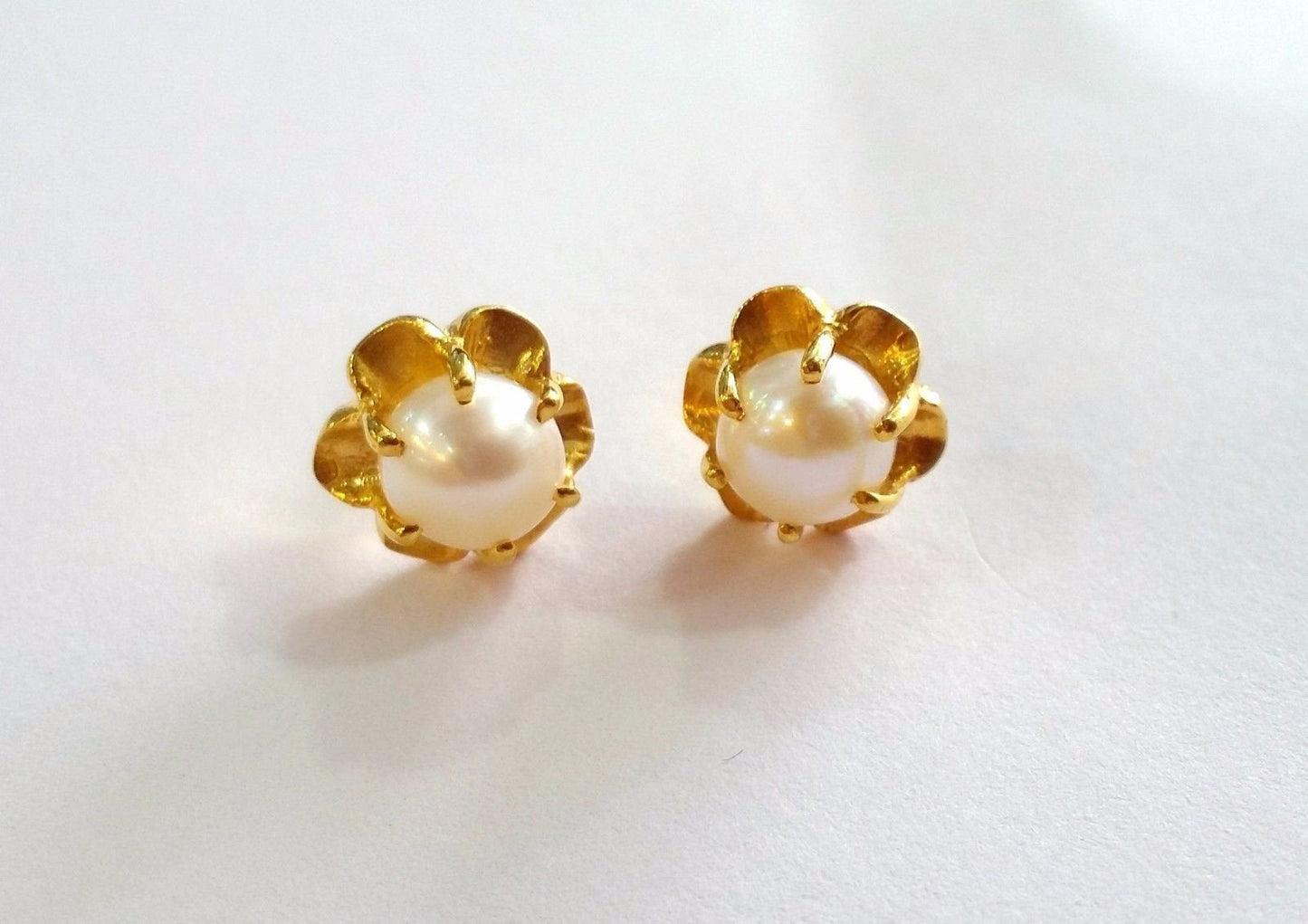 Indian traditional style vintage antique designer gorgeous 22karat yellow gold natural pearl stud earrings pair best collection er80 - TRIBAL ORNAMENTS