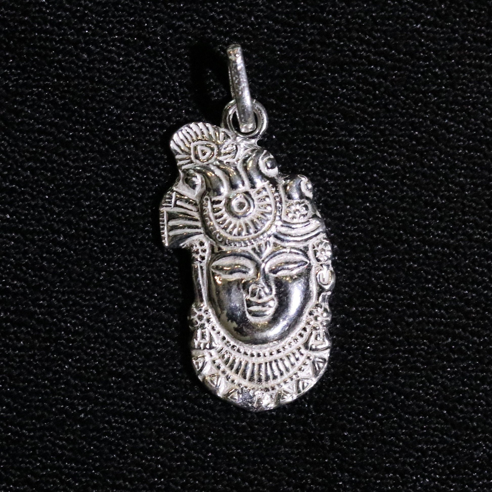 Solid silver handmade indian idol krishna shreenathji pendant from Rajasthan India god shree krishna pendant locket nsp01 - TRIBAL ORNAMENTS
