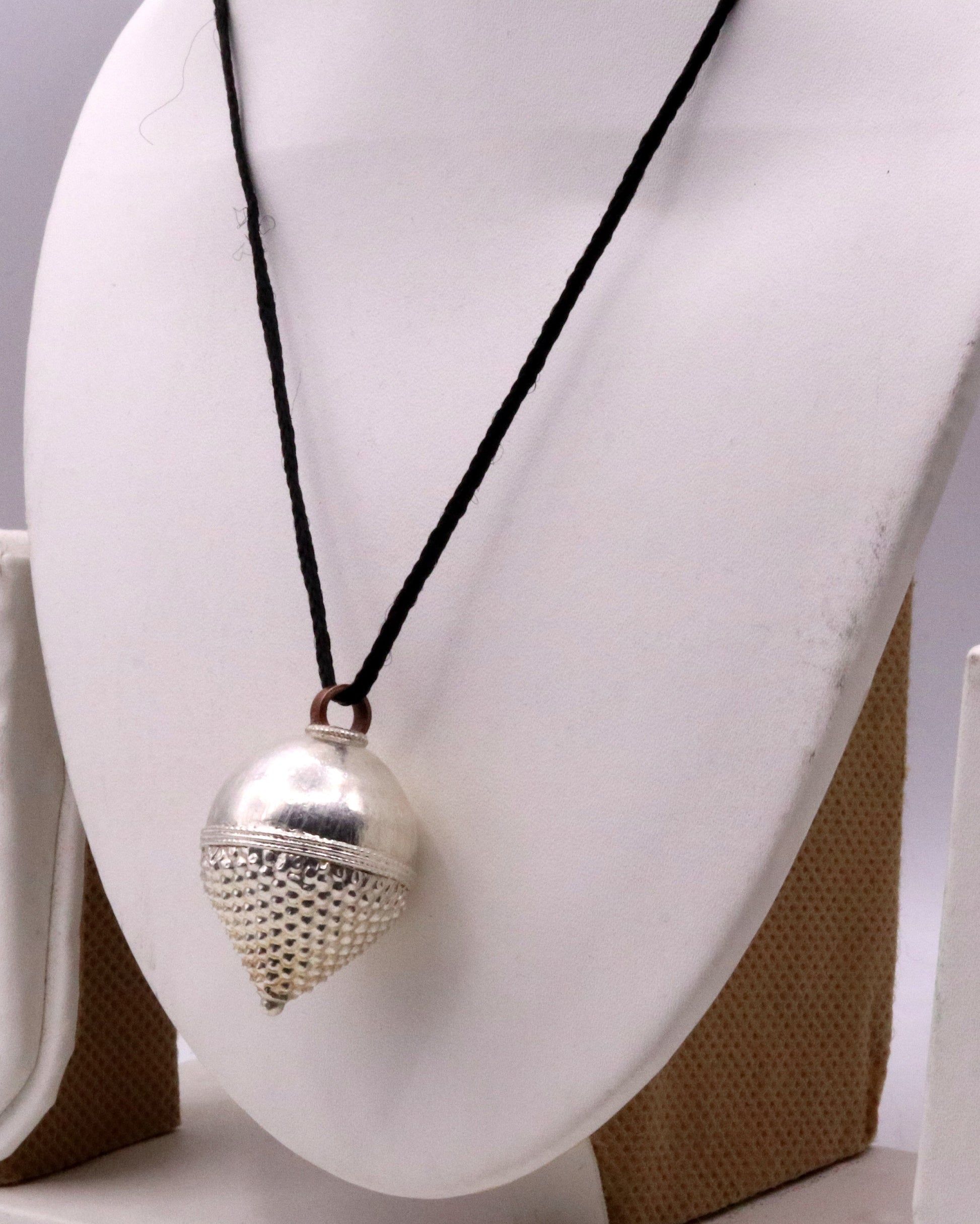 vintage handmade fabulous silver tribal amulet pendant gorgeous Rajasthan tribal ethnic belly dance jewelry - TRIBAL ORNAMENTS