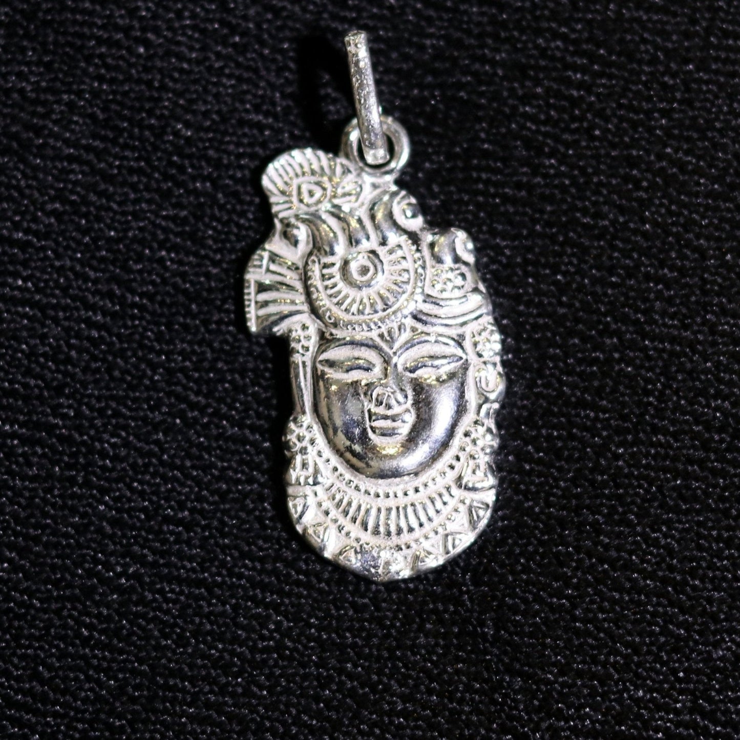 Solid silver handmade indian idol krishna shreenathji pendant from Rajasthan India god shree krishna pendant locket nsp01 - TRIBAL ORNAMENTS