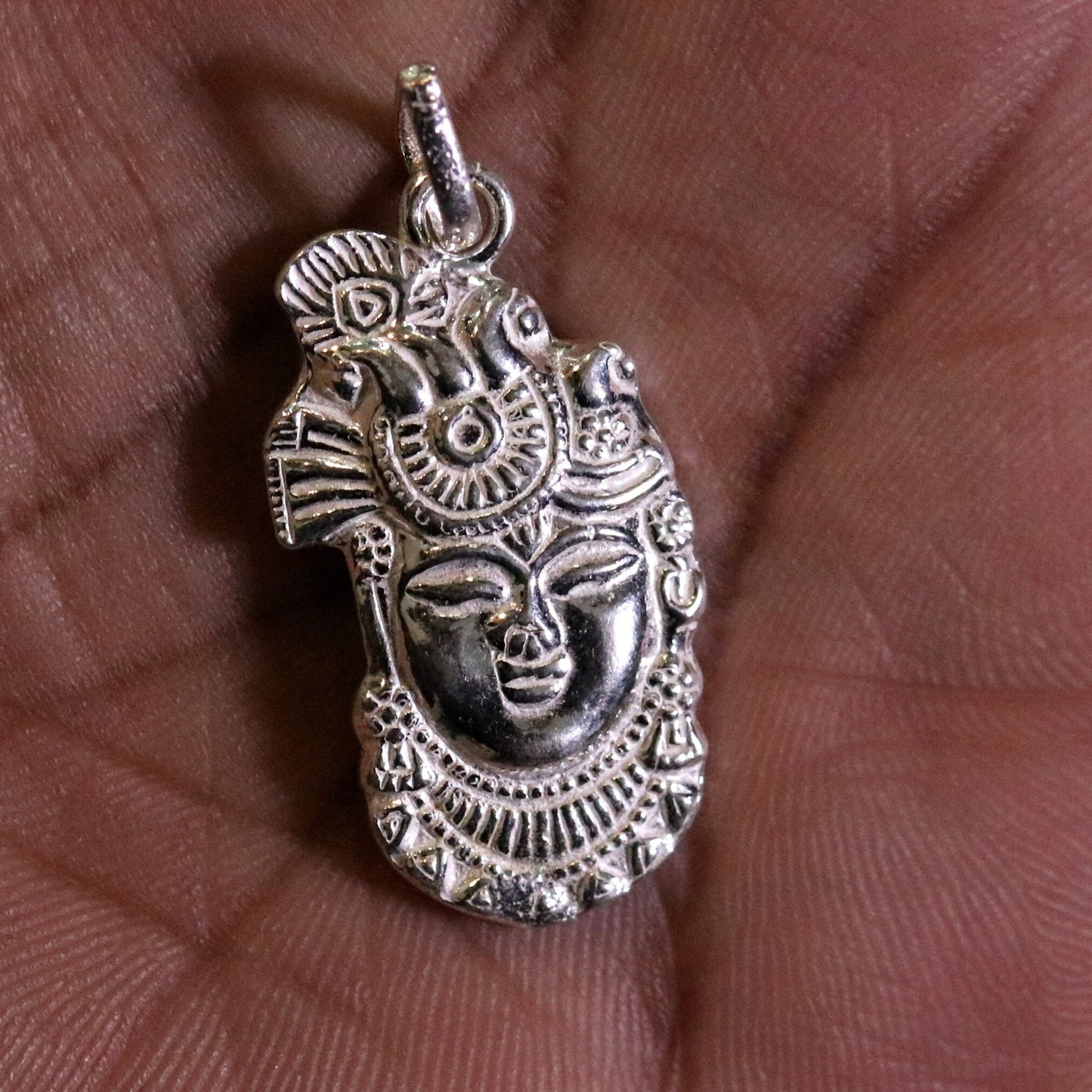Solid silver handmade indian idol krishna shreenathji pendant from Rajasthan India god shree krishna pendant locket nsp01 - TRIBAL ORNAMENTS