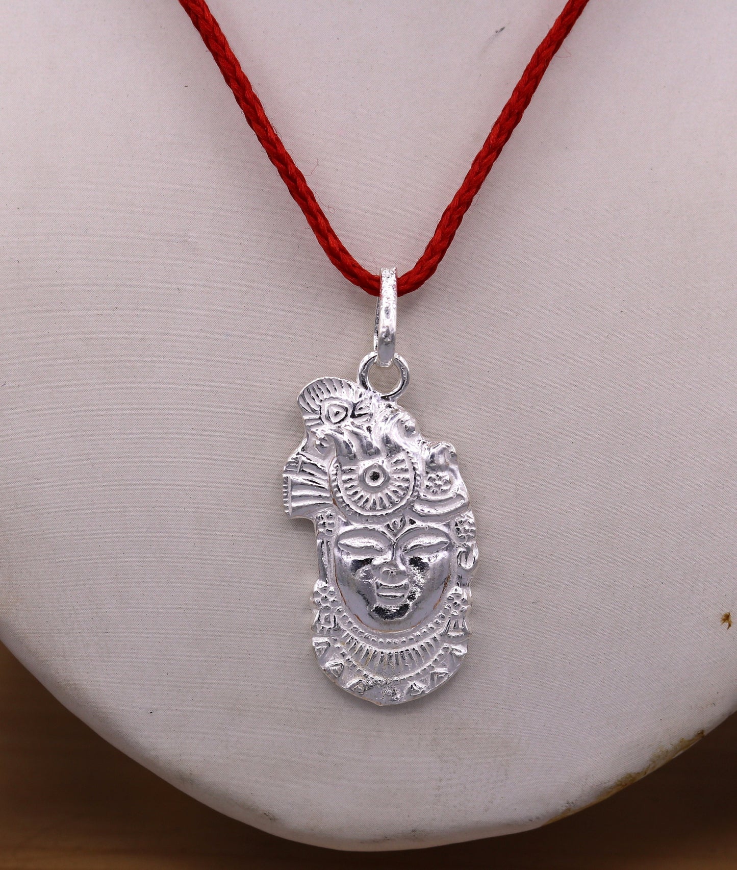 Solid silver handmade indian idol krishna shreenathji pendant from Rajasthan India god shree krishna pendant locket nsp01 - TRIBAL ORNAMENTS