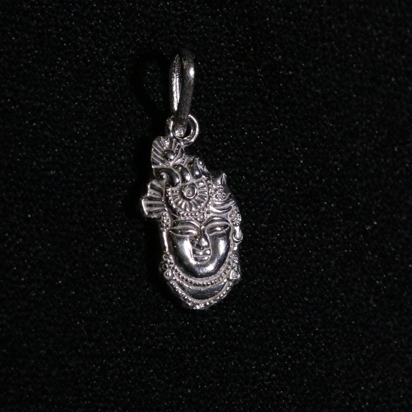 Solid silver handmade indian idol vishnu shreenathji pendant from rajasthan India god shree krishna pendant locket nsp03 - TRIBAL ORNAMENTS