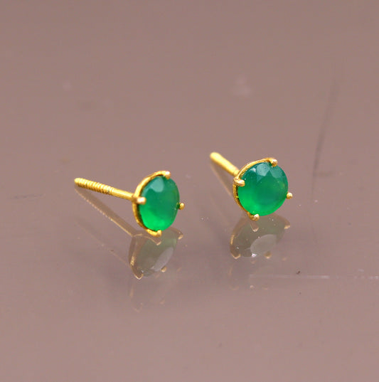 Handmade 18 karar yellow gold amazing green onyx stone stud earring excellent vintage antique design er90 - TRIBAL ORNAMENTS